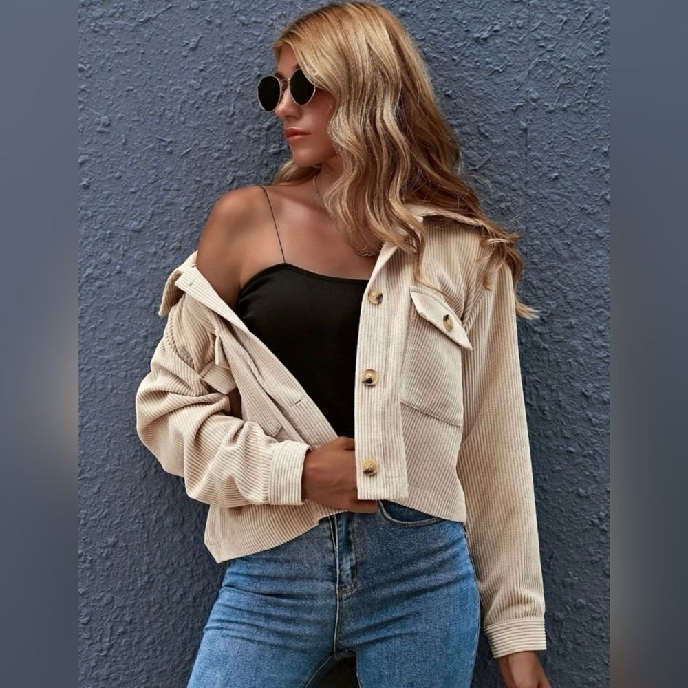 Plain Button Front Crop Jacket - Picture 3 of 4